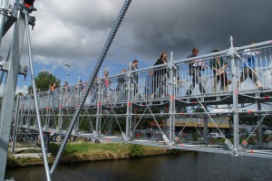 Tijdelijke brug over het Hoendiep, eerste prijs Europan 12 Groningen, Elizabeth Keller en Remco Roolvink