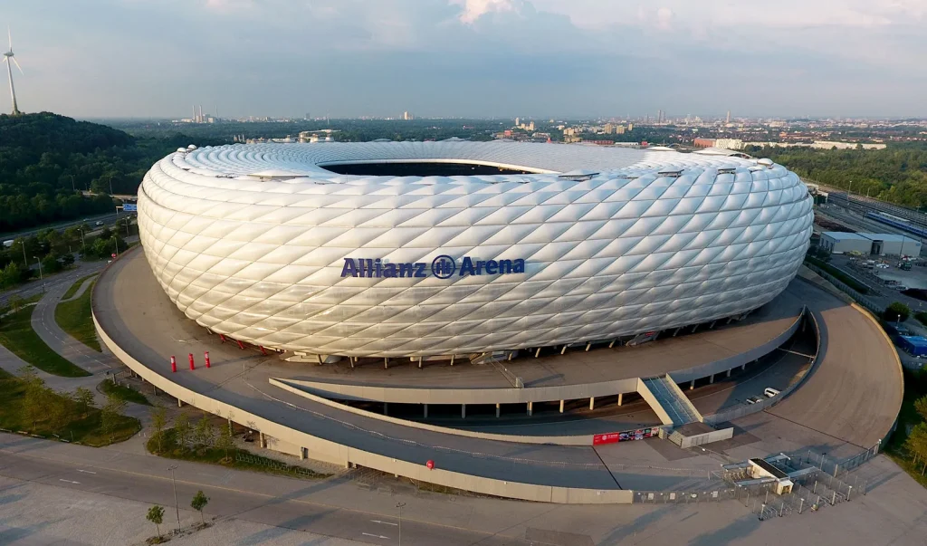 Architectonische innovatie Het unieke ontwerp van de Allianz Arena 